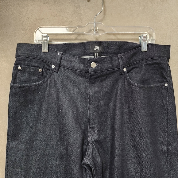 Bundle/Men's H&M High Rise Satiny Finish Black and Blue Denim Pants Size 34x32 - Picture 4 of 9